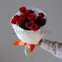 Букет красных кустовых роз - изображение 3