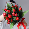Букет красных тюльпанов - изображение 2