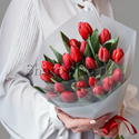 Букет красных тюльпанов - изображение 3