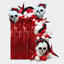 Инсталляция из шаров "Череп с цветами"