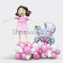 Композиция из шаров "Мама с коляской" девочка