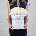 Коробка Classic White с белыми розами - изображение 1